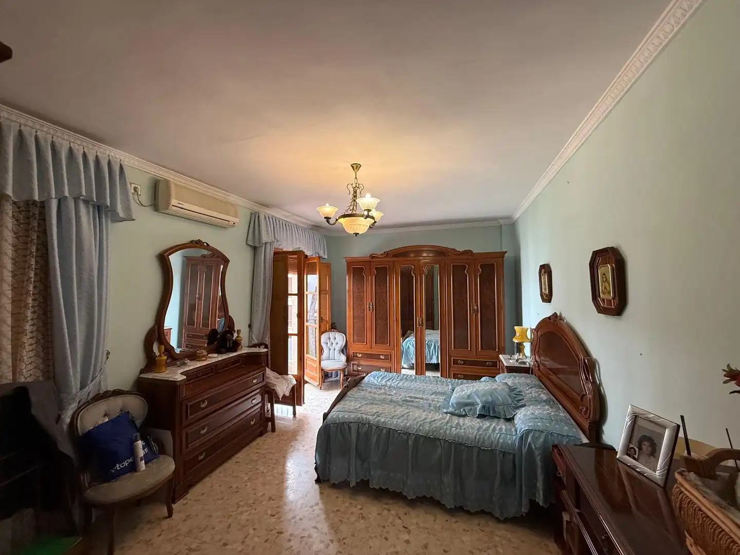 Habitación de Dúplex en venta en Dos Hermanas con Aire acondicionado, Calefacción y Terraza