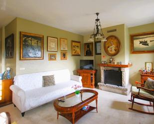 Living room of House or chalet for sale in Málaga Capital  with Air Conditioner, Private garden and Parquet flooring