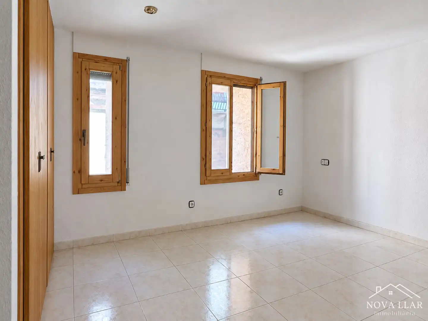 Piso con terraza en venta en Carrer de Ribes, imagen 13