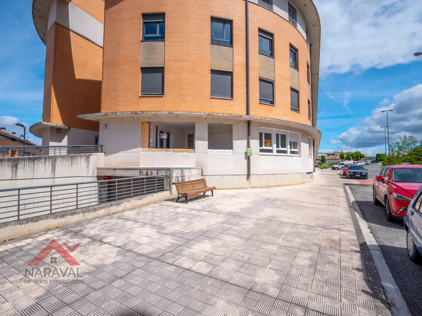 Außenansicht von Wohnung zum Verkauf in Aranguren mit Klimaanlage, Heizung und Terrasse