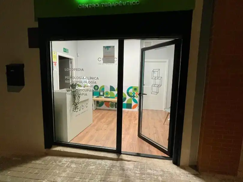 Oficina de alquiler en Valdemoro con Aire acondicionado, Calefacción y Amueblado