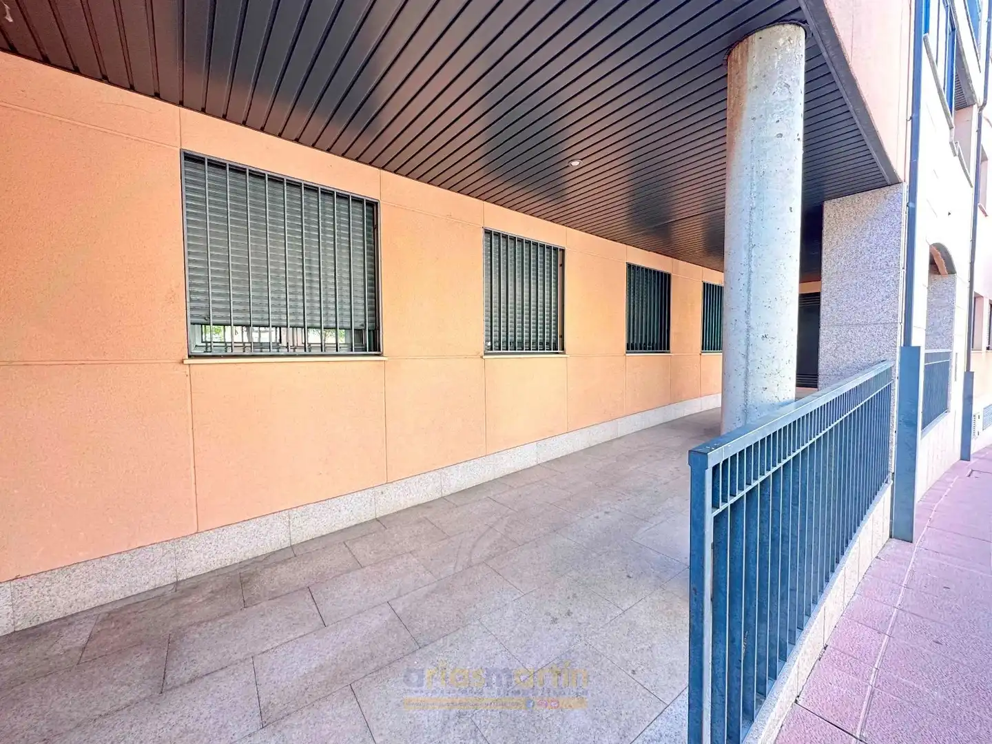 Wohnung zur Miete in Luis Sala Balust, 38, Pizarrales