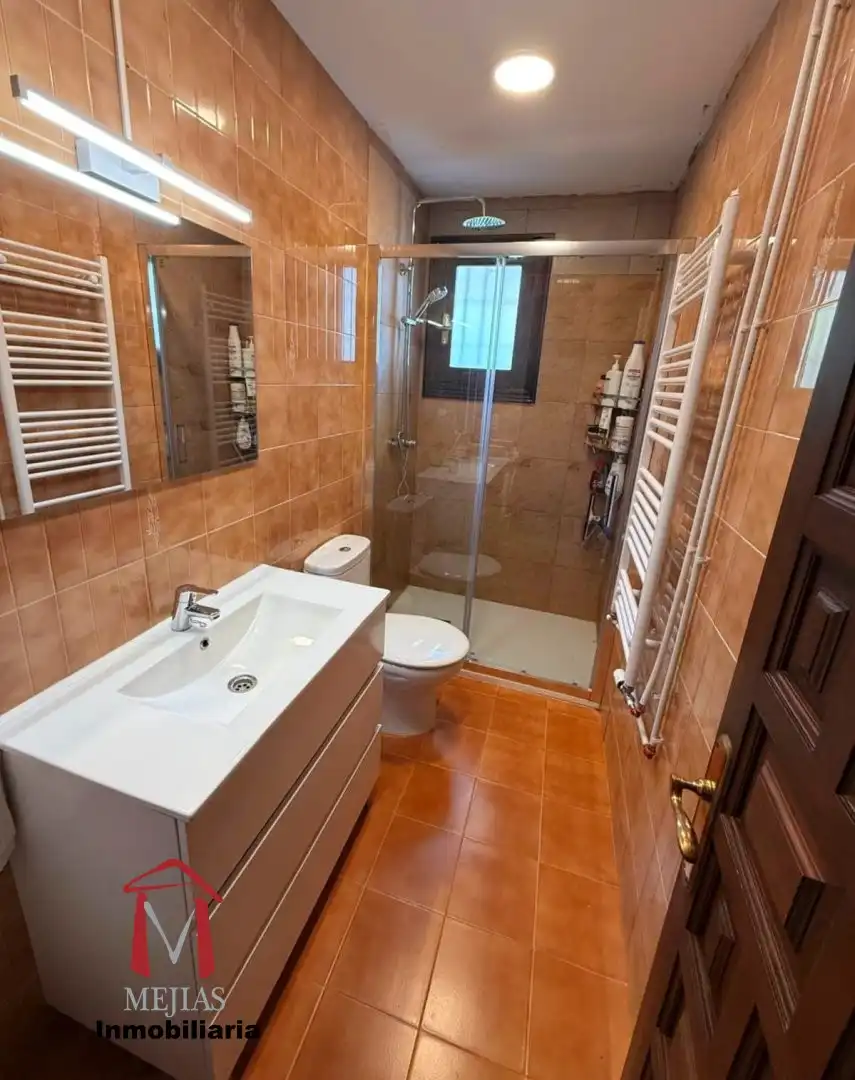 Bany de Casa o xalet en venda en Antequera amb Aire condicionat, Calefacció i Terrassa