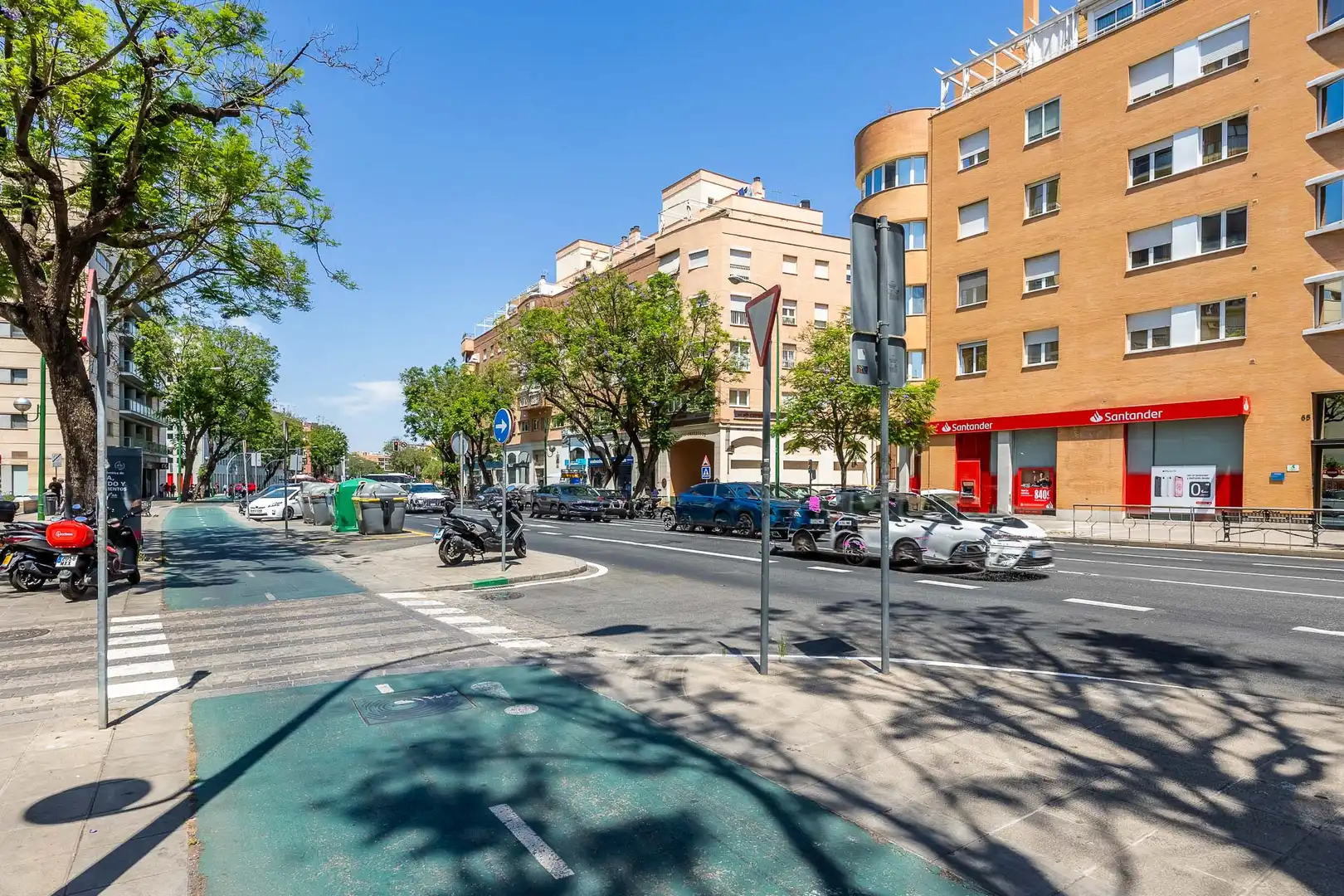 Exterior view of Flat for sale in Sevilla