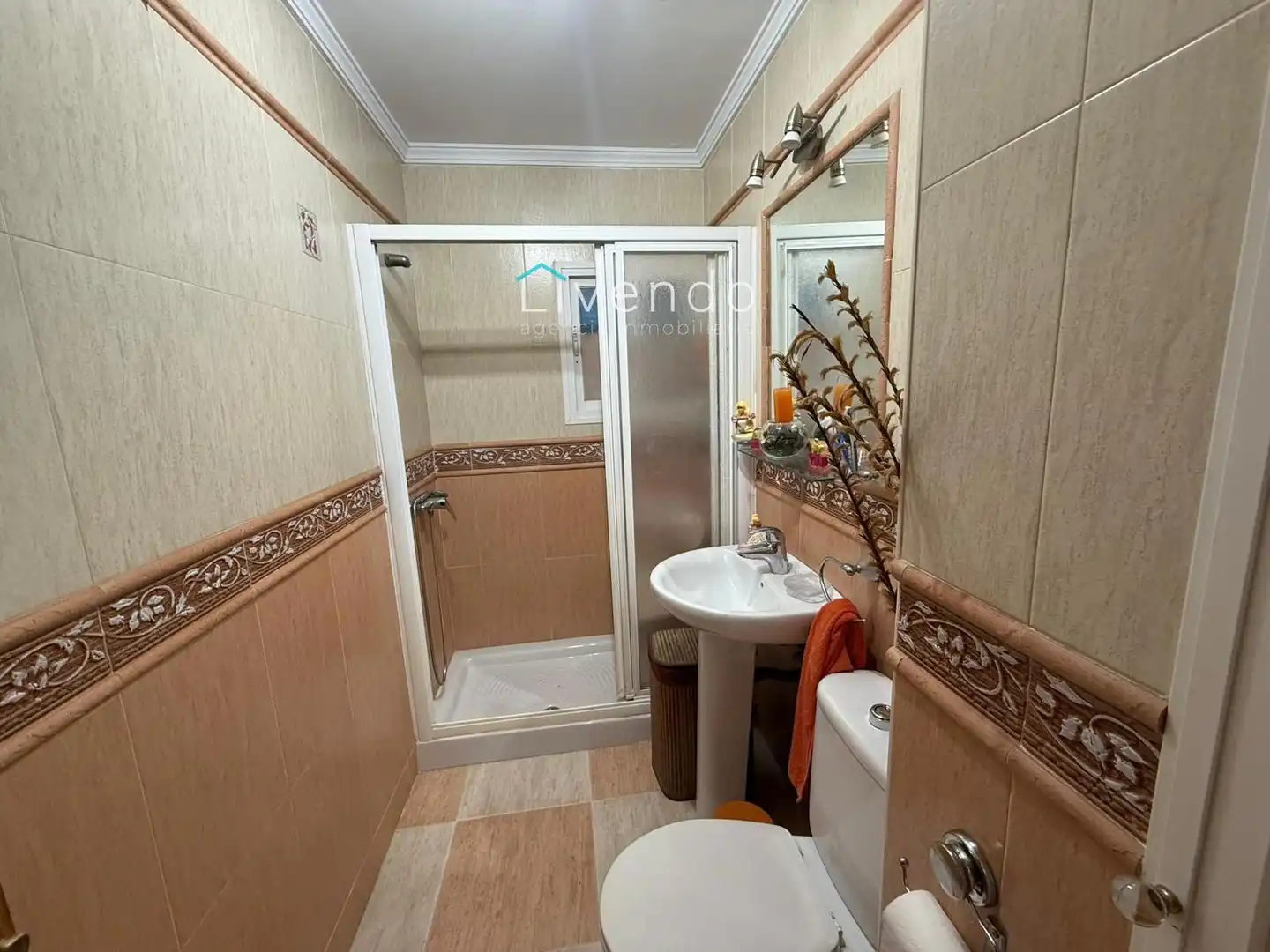 Bany de Pis en venda en San Fernando