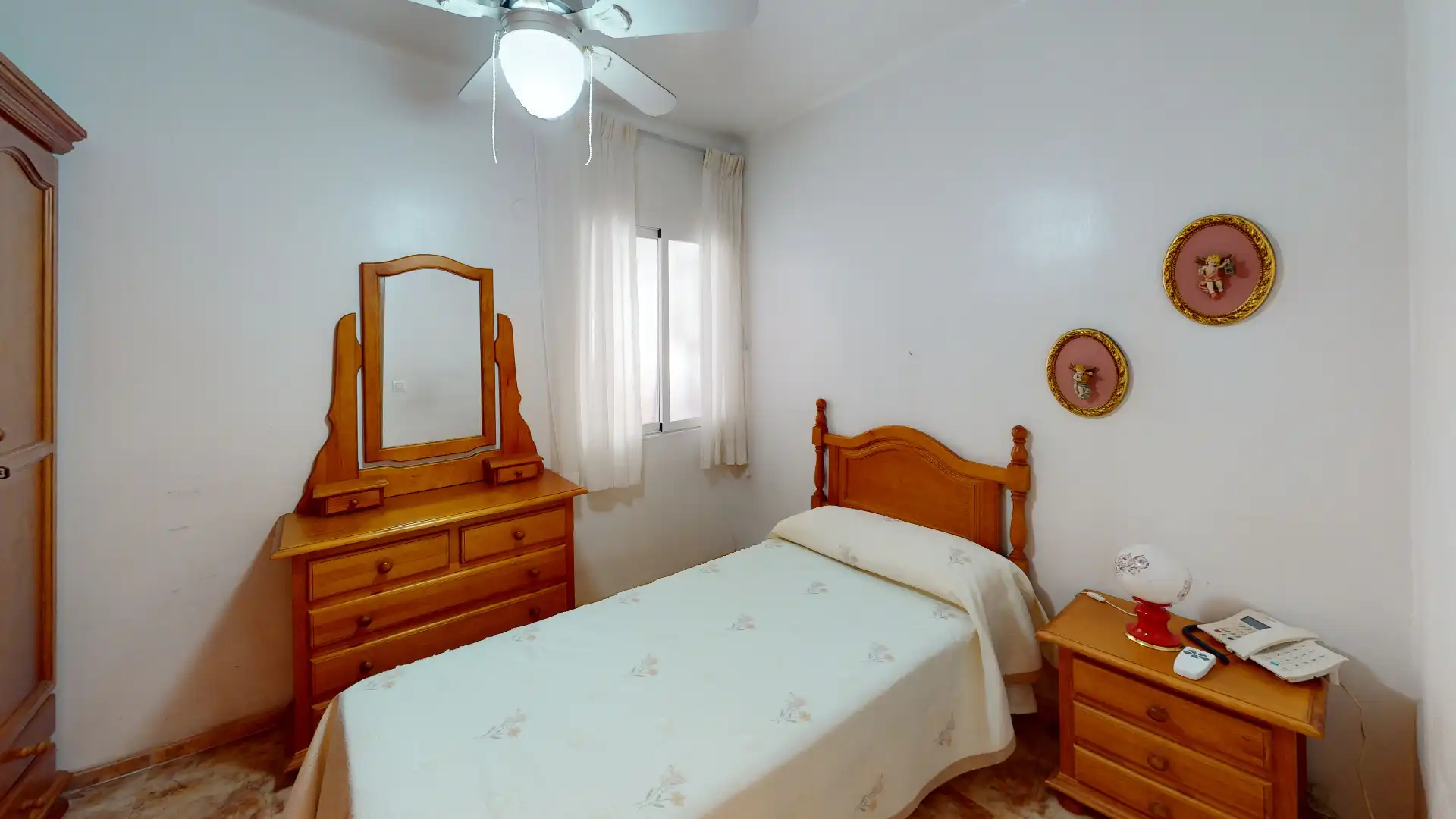 Habitación de Piso en venta en Almería con Aire acondicionado, Amueblado y Horno
