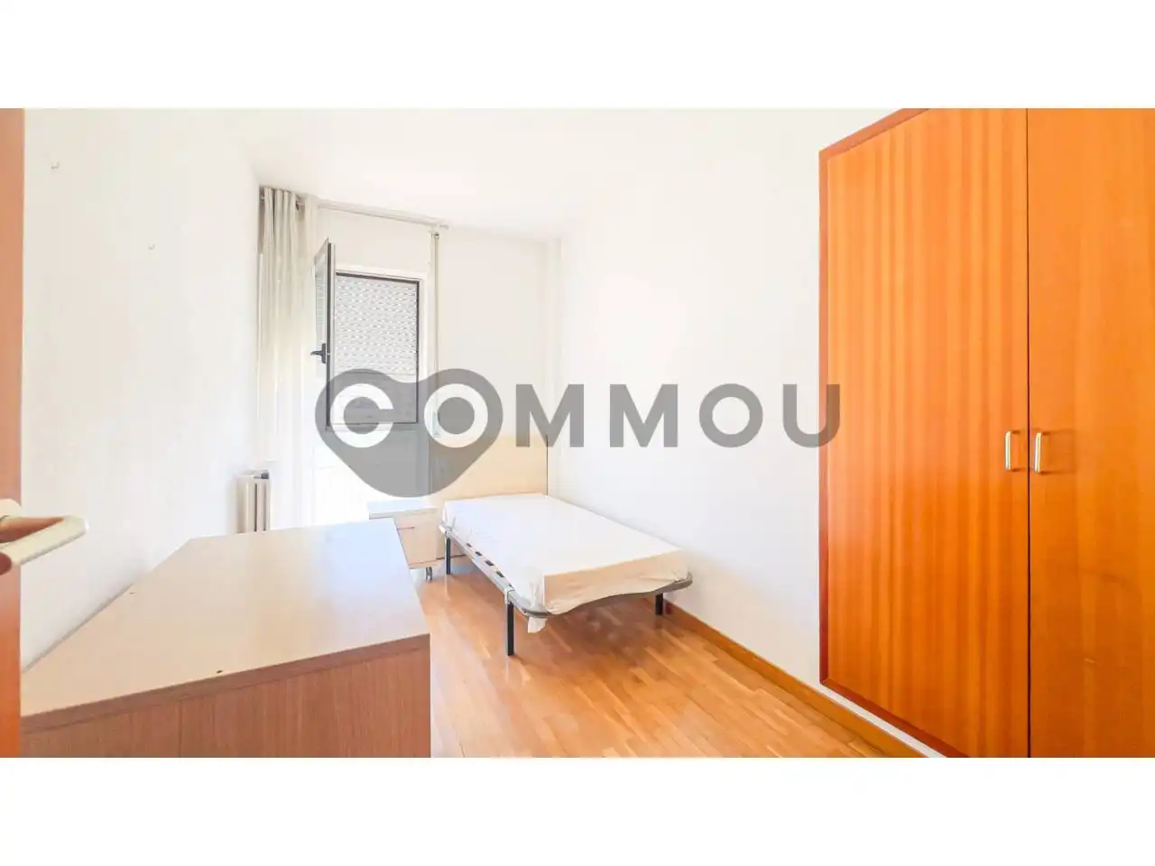 Habitación de Piso en venta en Vic con Calefacción, Parquet y Terraza