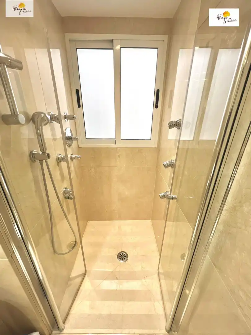 Badezimmer von Maisonette zum Verkauf in Valencia mit Klimaanlage, Heizung und Terrasse