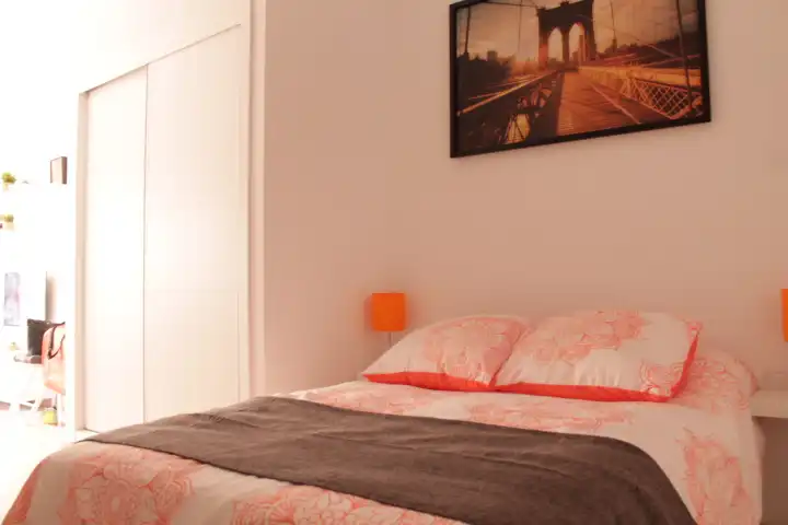 Habitación de Piso de alquiler en Málaga con Aire acondicionado y Amueblado