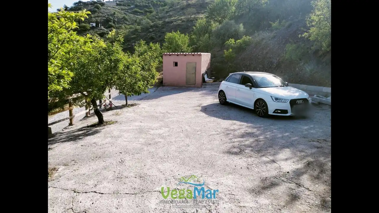 Parking de Finca rústica en venta en Ítrabo con Terraza y Piscina