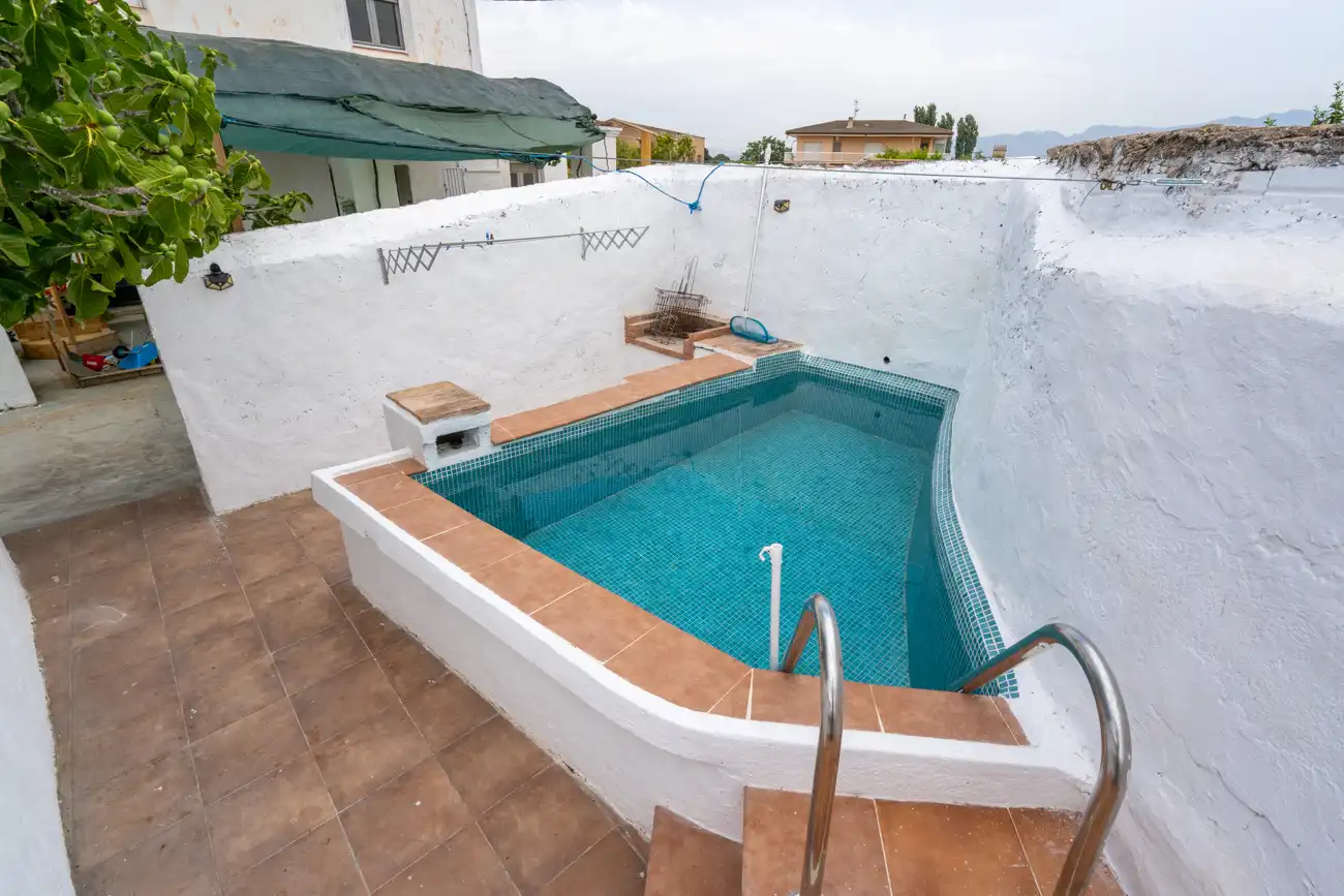 Piscina de Casa adosada en venta en Tortosa con Aire acondicionado, Jardín privado y Terraza