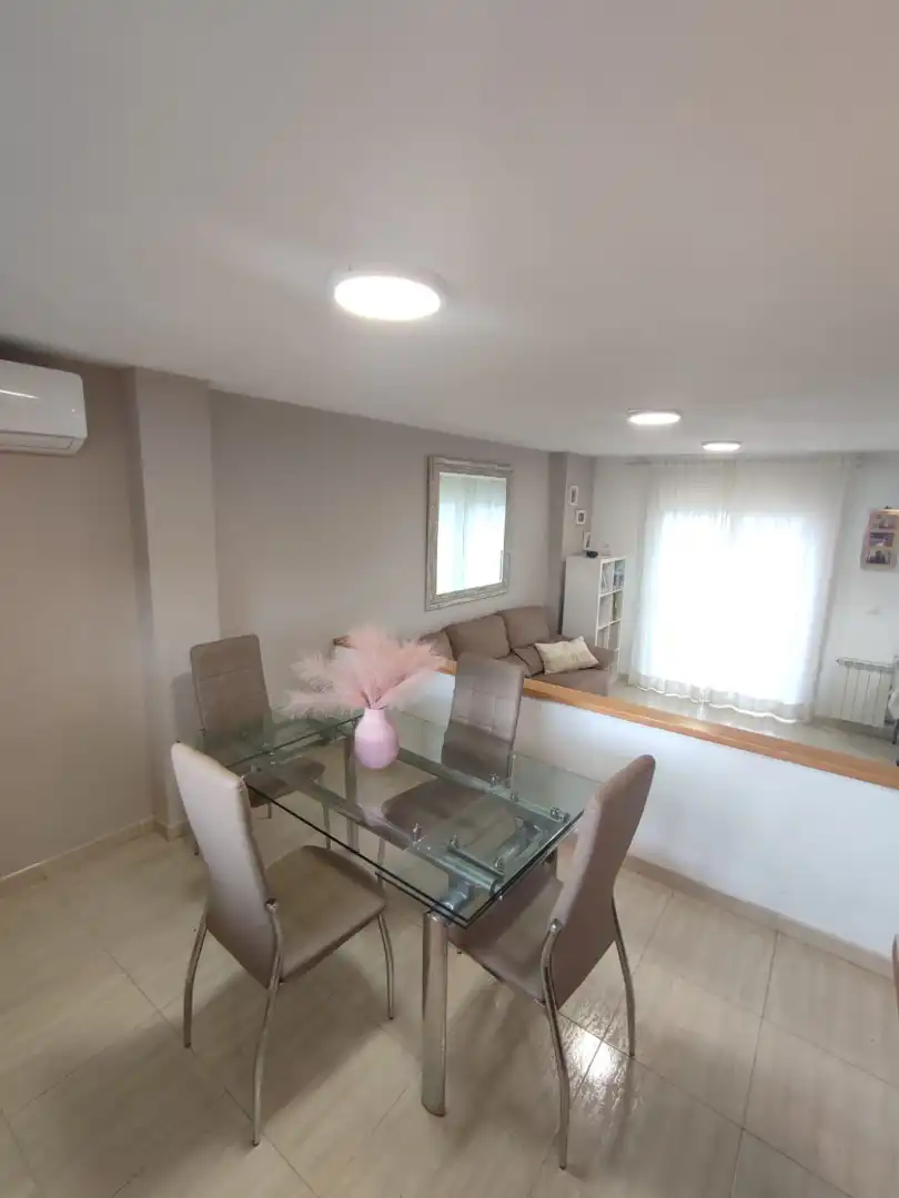Comedor de Casa adosada en venta en Balaguer con Aire acondicionado, Calefacción y Jardín privado