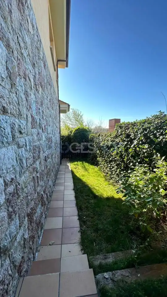 Jardín de Casa o chalet en venta en Sariegos con Calefacción, Jardín privado y Terraza