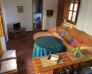 Sala d'estar de Pis de lloguer en  Granada Capital amb Calefacció, Jardí privat i Terrassa