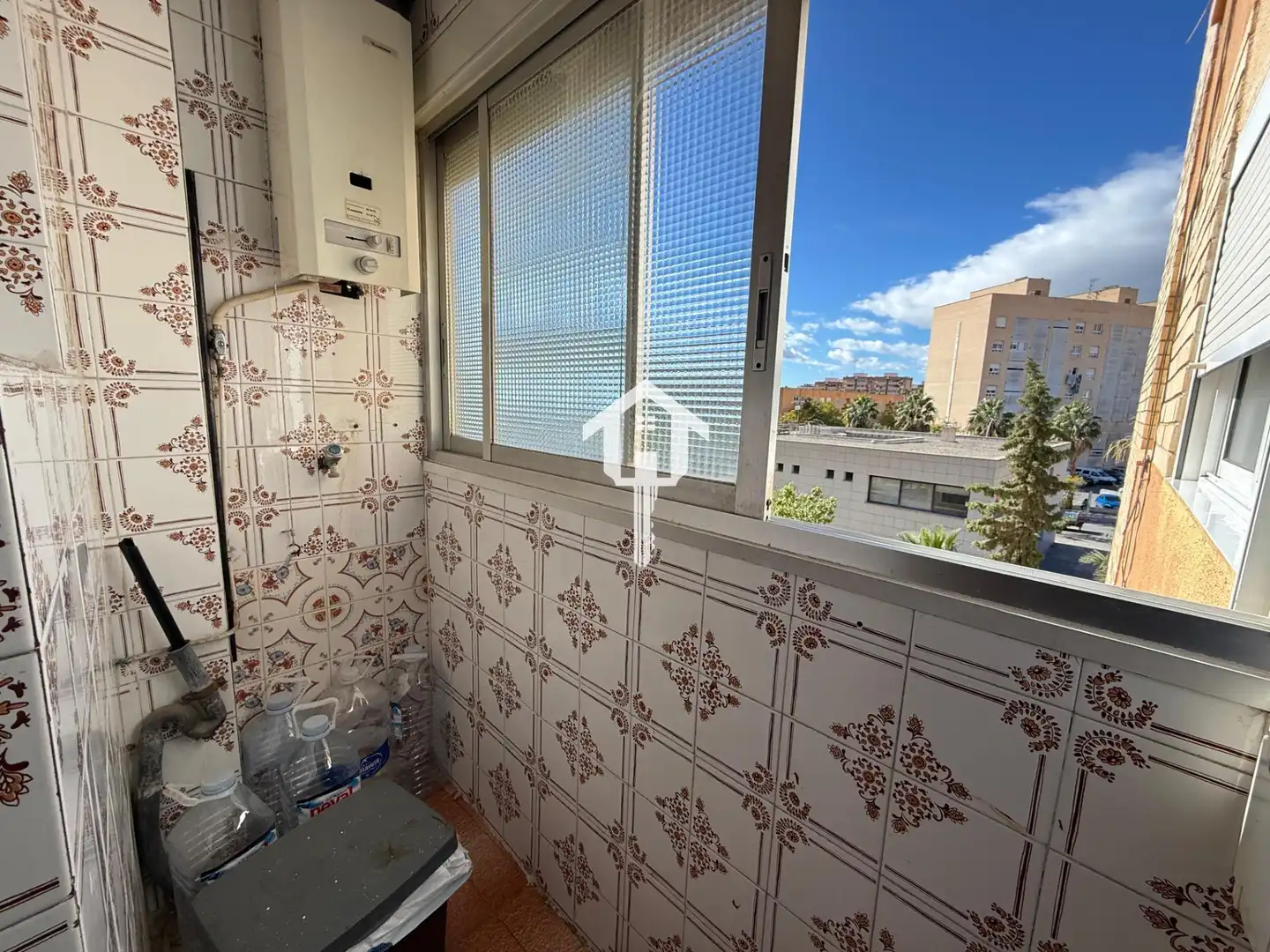 Vista exterior de Pis en venda en Alicante / Alacant amb Aire condicionat, Traster i Balcó
