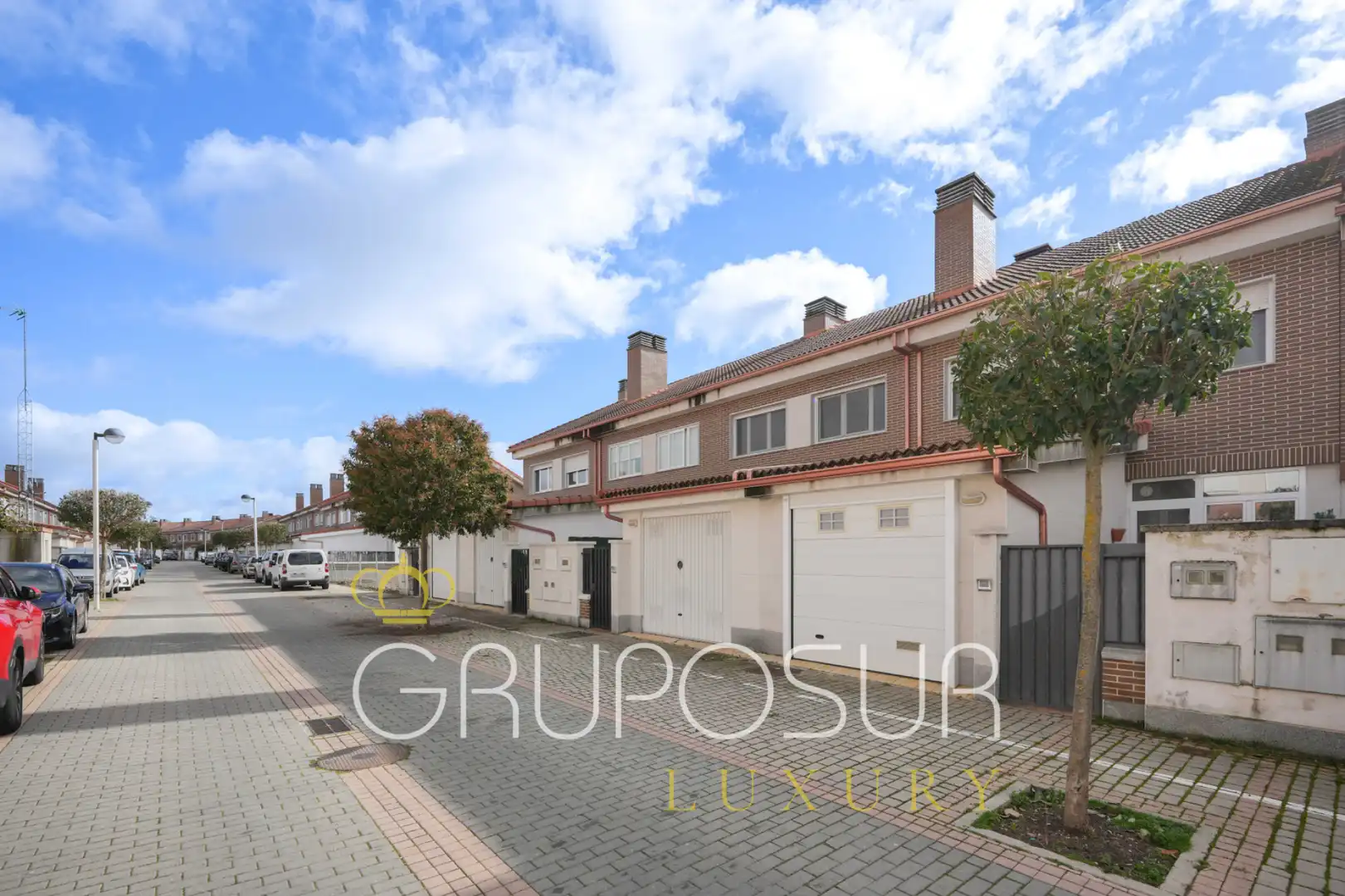 Vista exterior de Casa adosada en venta en Boecillo con Calefacción, Jardín privado y Parquet