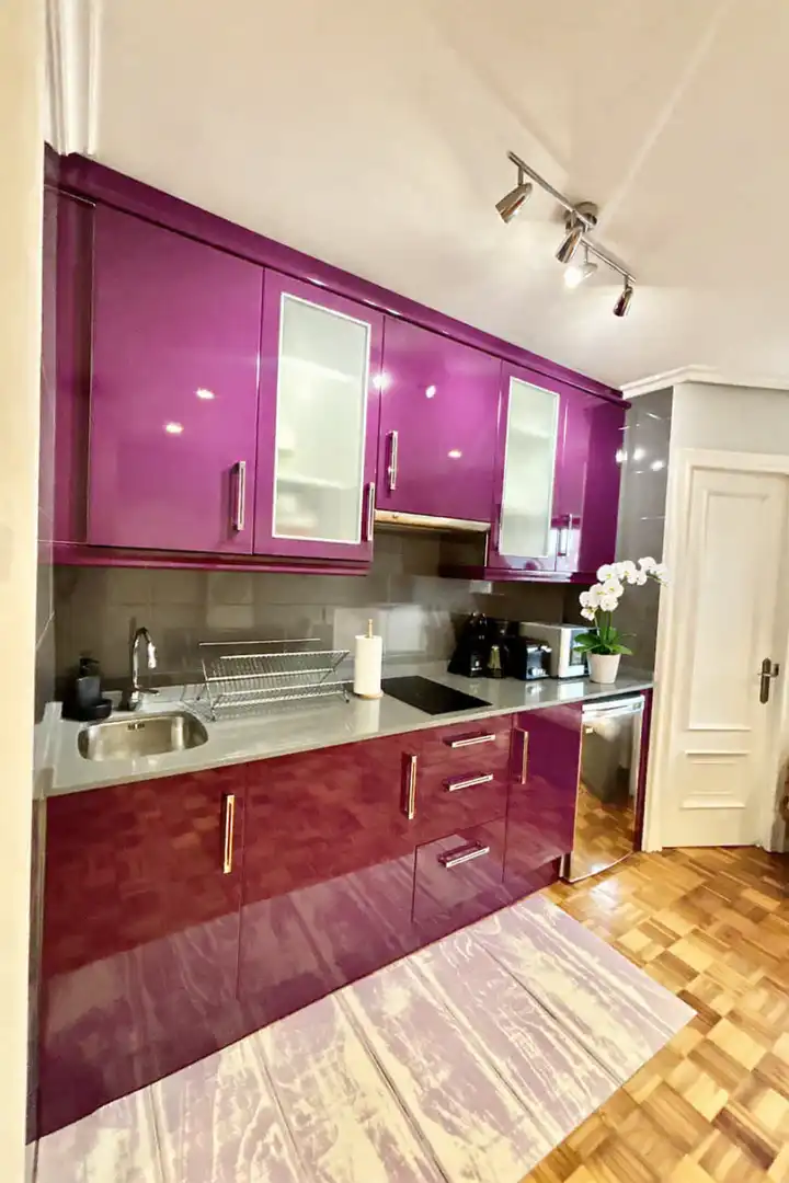 Cocina de Ático en venta en Oviedo  con Calefacción y Parquet