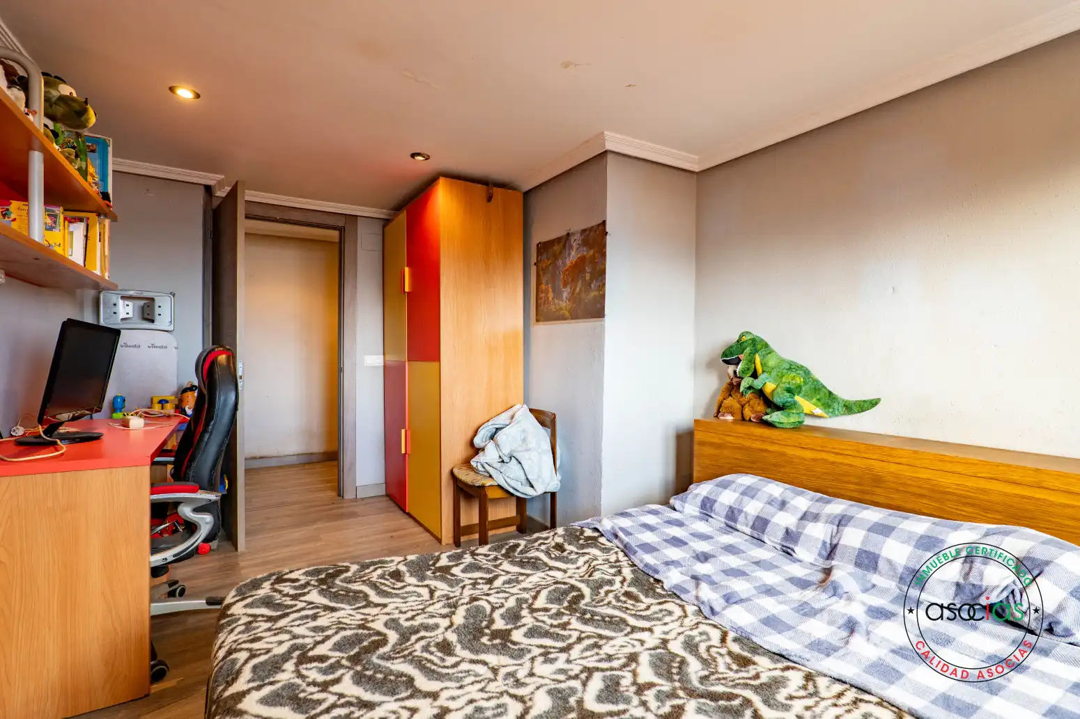 Habitación de Casa adosada en venta en Gijón  con Calefacción, Terraza y Trastero