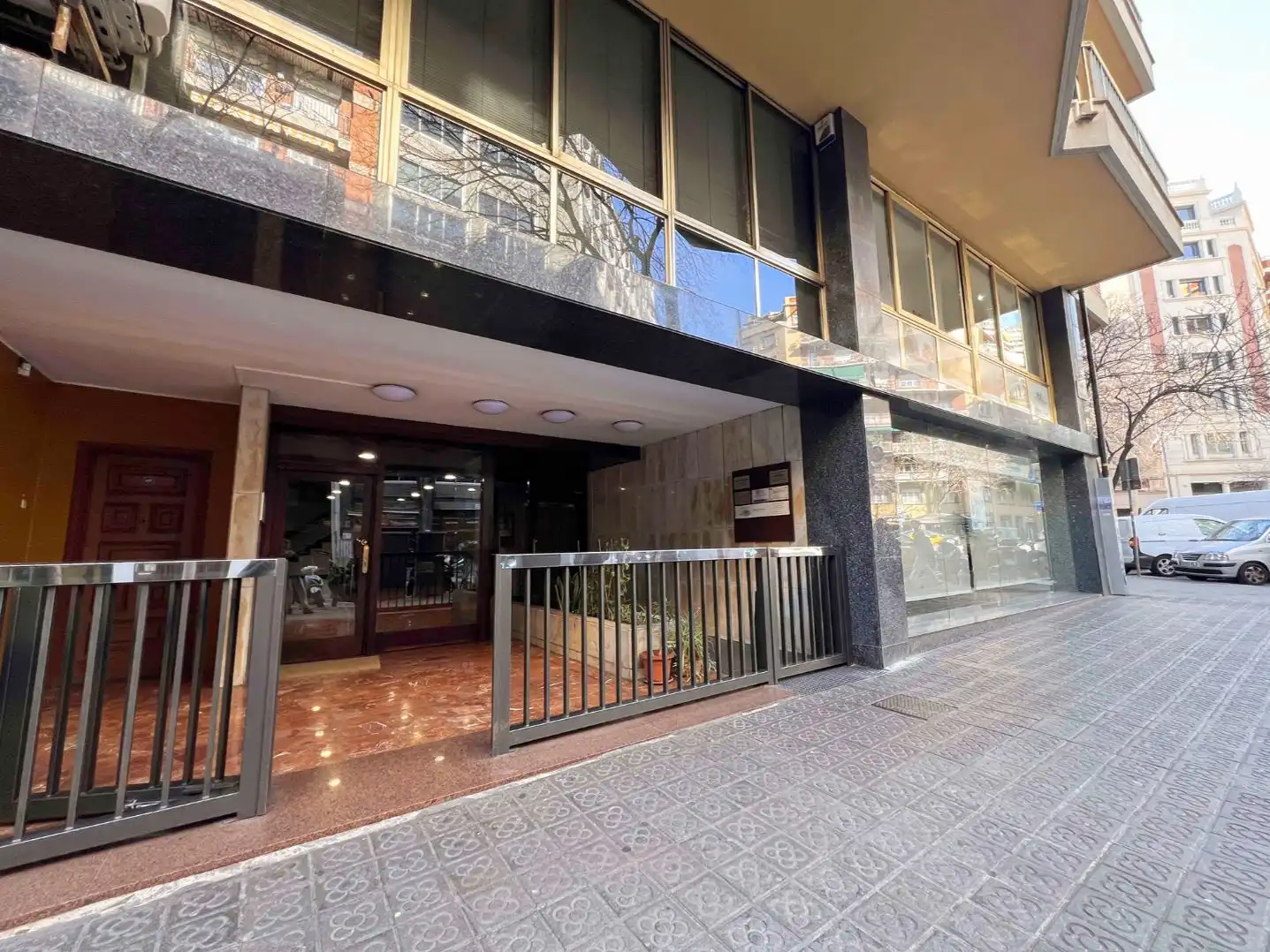 Vista exterior de Oficina en venta en Barcelona con Aire acondicionado, Amueblado y Internet
