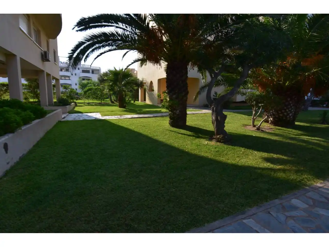 Jardín de Piso en venta en El Ejido con Aire acondicionado, Calefacción y Terraza