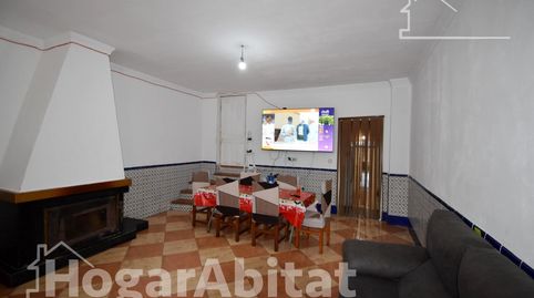 AMPLIA Y LUMINOSA CASA CON TERRAZA Y TRASTERO, imatge 2