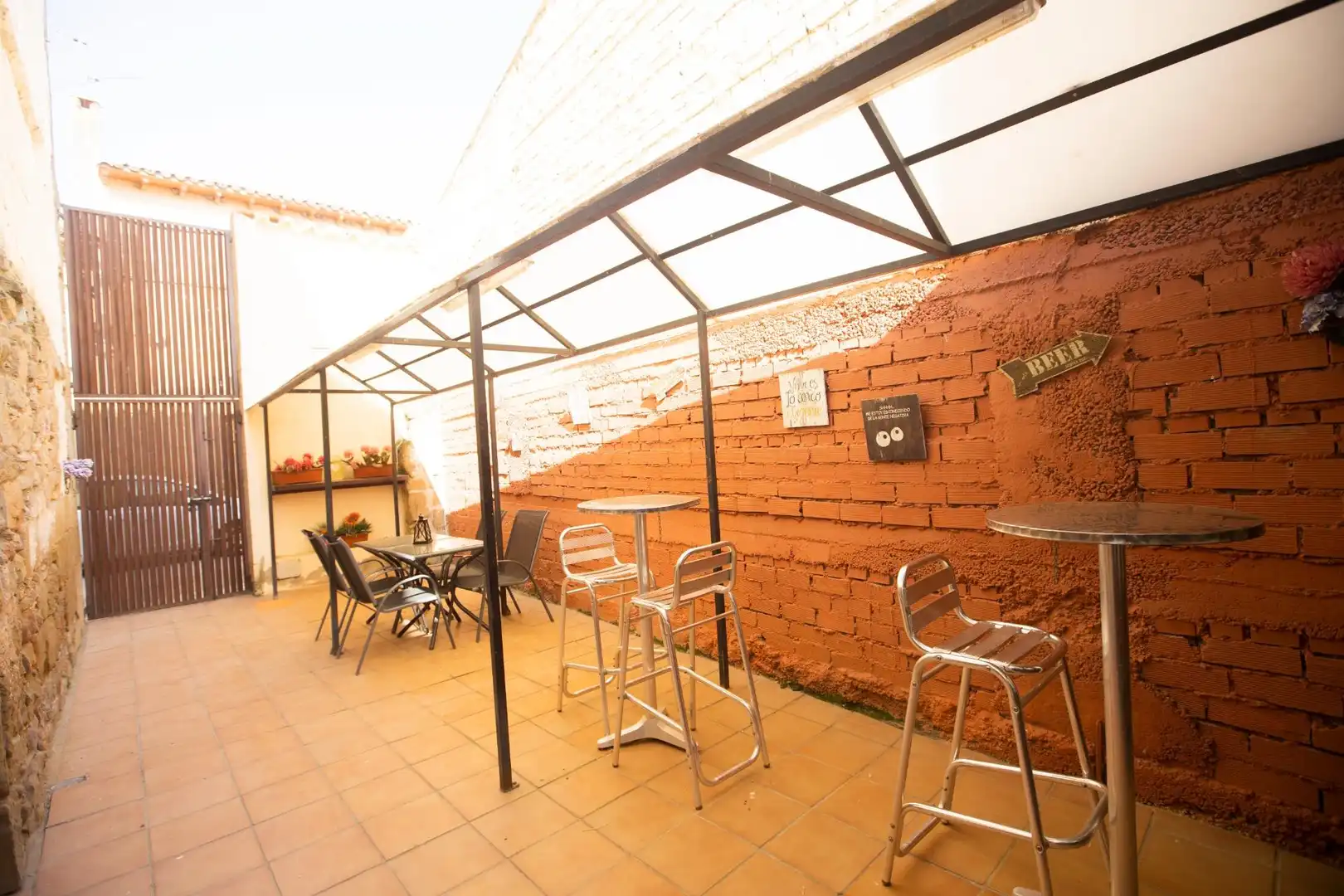 Terrasse von Gebäude zum Verkauf in Siétamo
