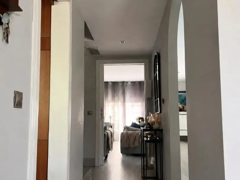 Casa aparellada amb piscina en venda a Calle José Lombana 1, imagen 10