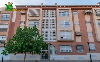 Exterior view of Flat for sale in  Granada Capital