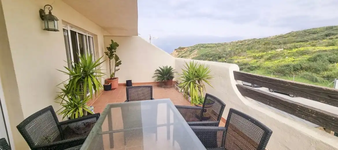 Appartamento con terrazza in vendita a La Duquesa