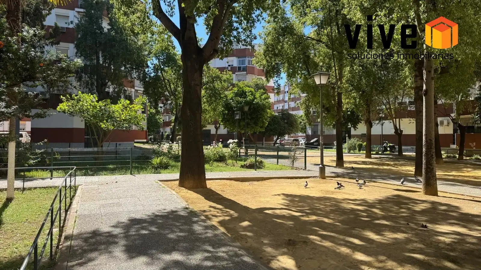 Vista exterior de Piso en venta en  Sevilla Capital