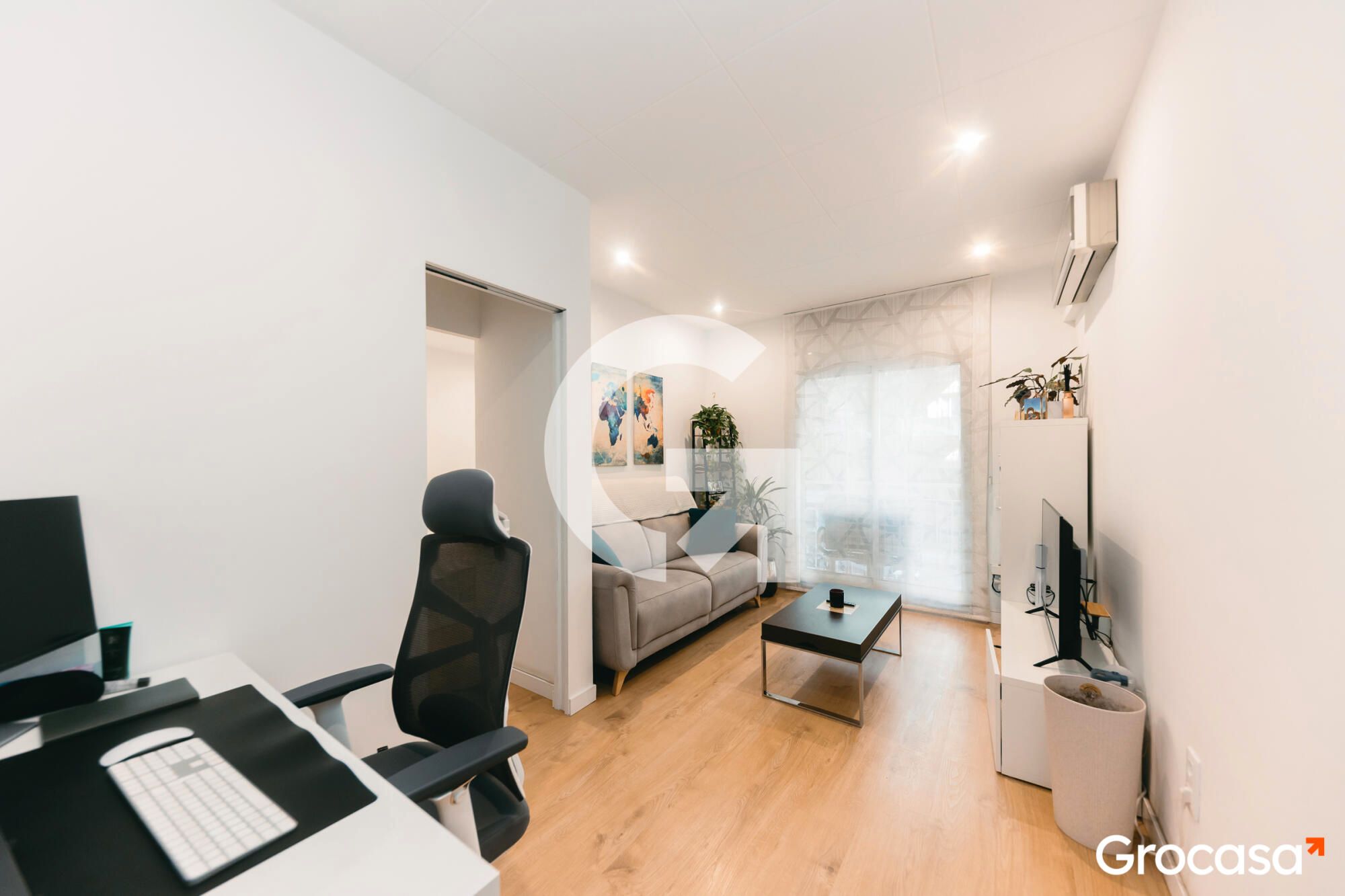 Sala d'estar de Pis en venda en  Barcelona Capital amb Aire condicionat i Forn