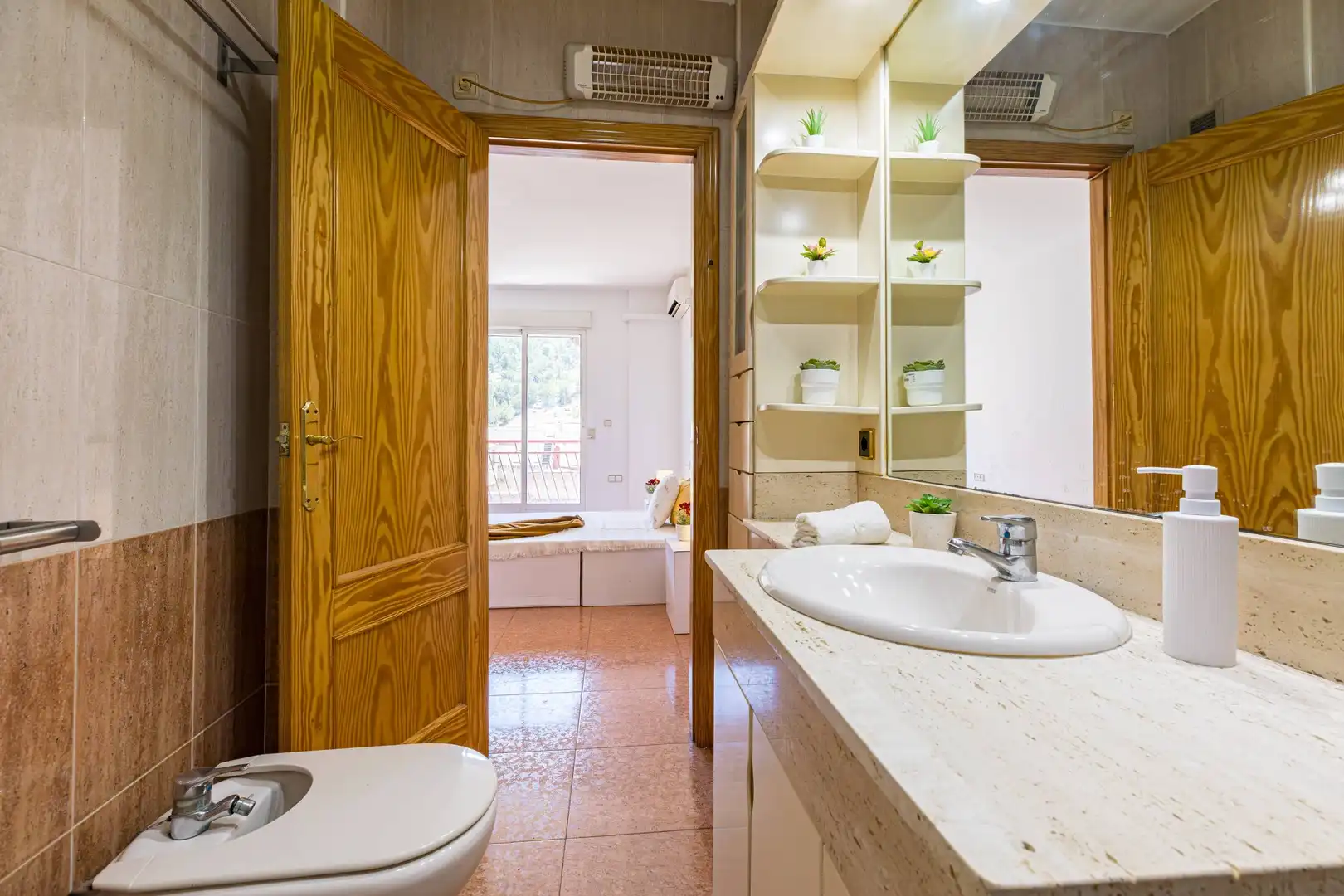Baño de Ático en venta en Murcia con Terraza, Trastero y Balcón