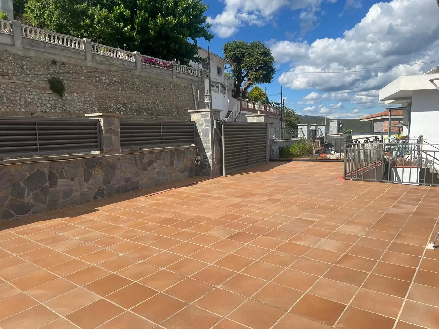 Detached house with terrace for sale in Torrelles de Foix, imagen 7