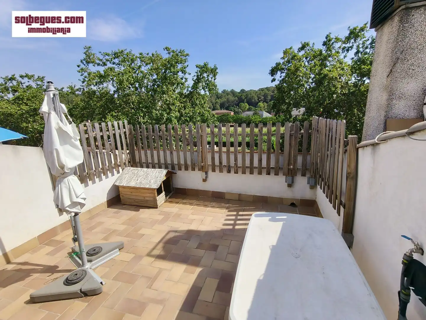 Terrassa de Casa adosada en venda en Begues amb Aire condicionat, Calefacció i Jardí privat