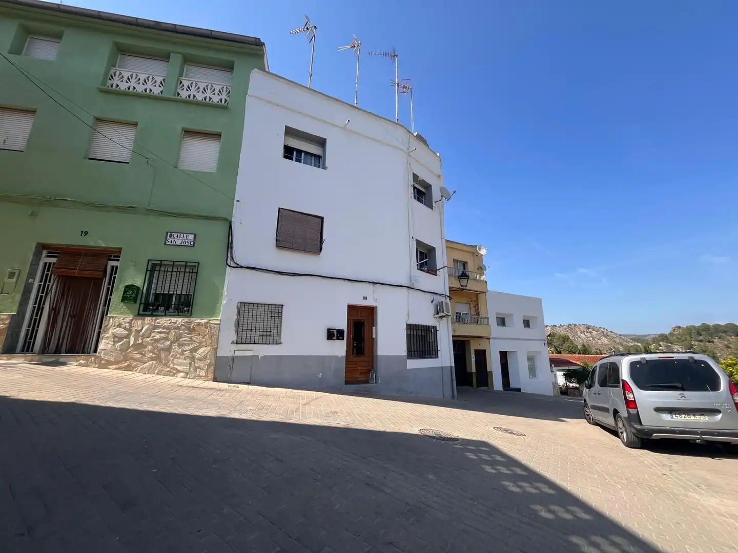 Vista exterior de Edifici en venda en Quesa