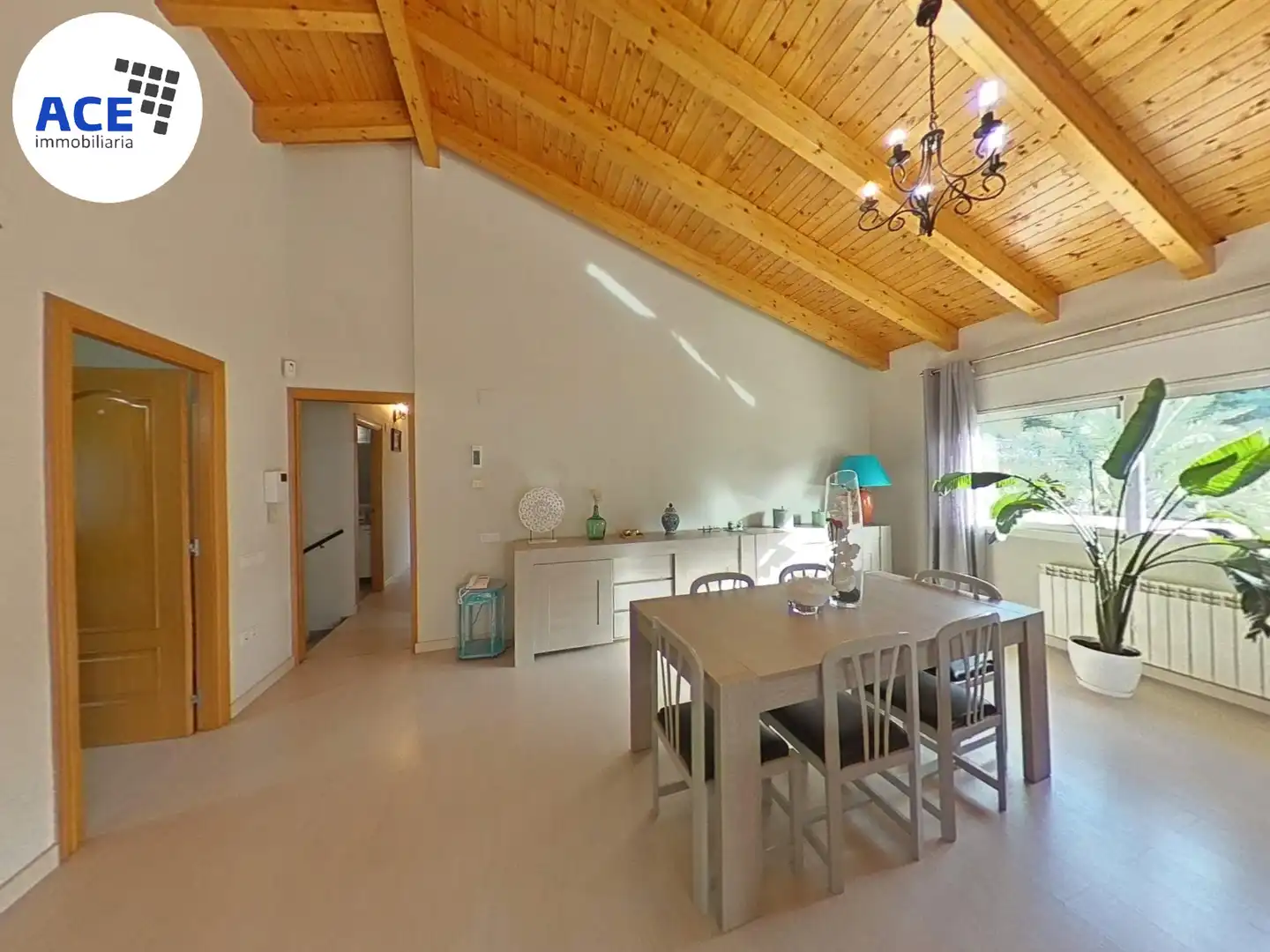 Dining room of Houses for sale in Rubí  with Air Conditioner, Heating and Parquet flooring