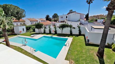 Foto 3 de Piso en venta en Cornisa la, 2, Montemar, Torremolinos