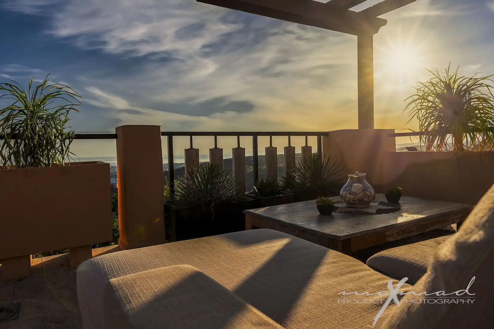 Terrace of Apartments for sale in Benahavís  with Air Conditioner, Storage room and Furnished