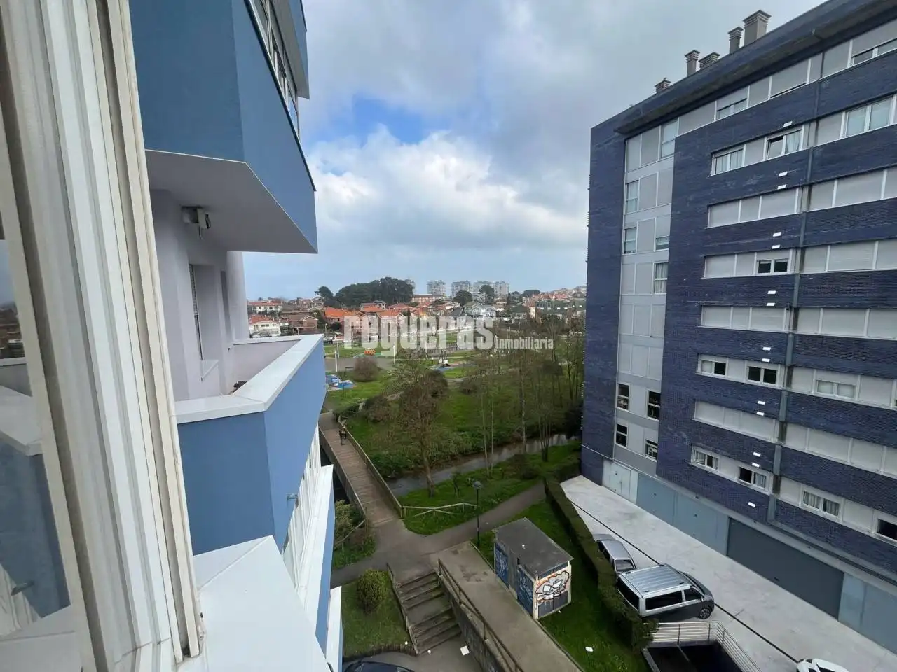 Außenansicht von Wohnung zum Verkauf in Castrillón mit Heizung und Abstellraum