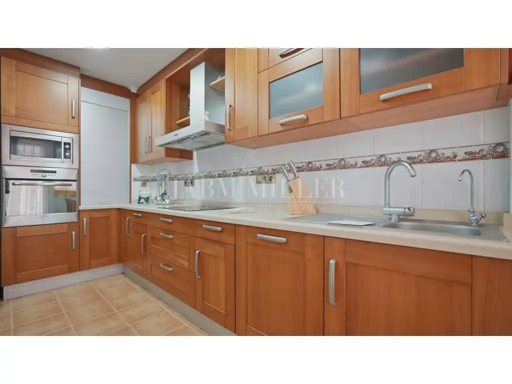 Cocina de Casa o chalet en venta en Elche / Elx con Aire acondicionado, Calefacción y Jardín privado