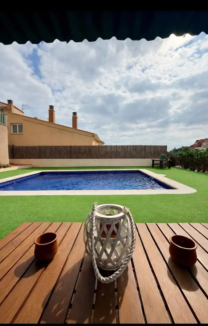 Piscina de Casa adosada en venta en Calafell con Calefacción, Jardín privado y Terraza