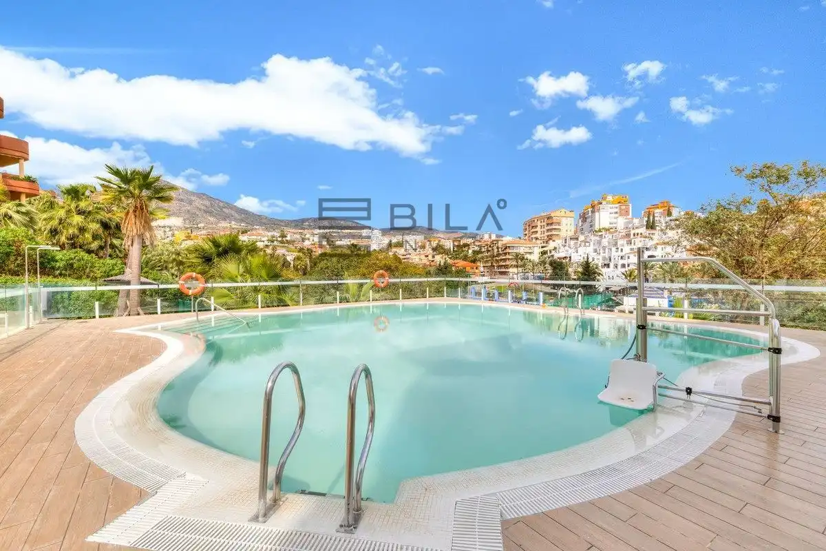 Flat with pool for sale in Manuel Mena Palma