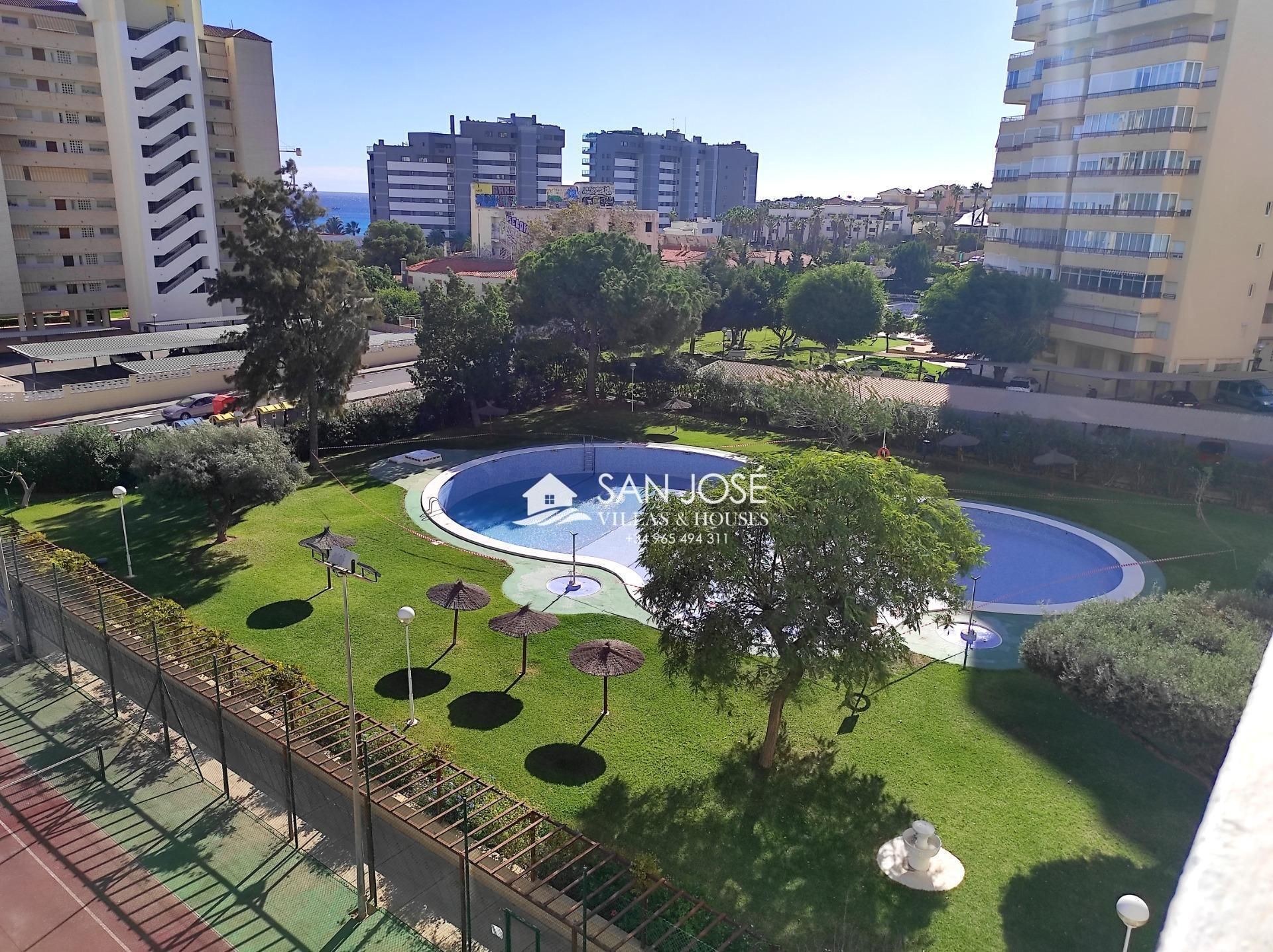 Jardín de Apartamento en venta en Alicante / Alacant con Jardín privado, Terraza y Balcón