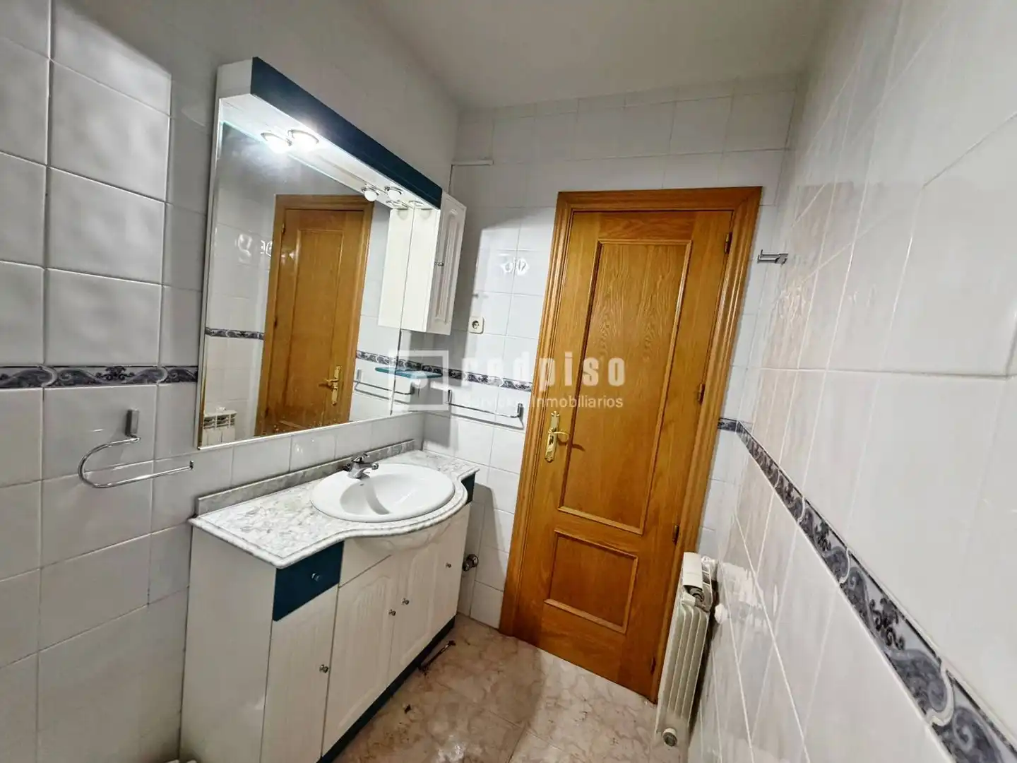 Baño de Casa o chalet en venta en Alovera con Calefacción, Terraza y Trastero