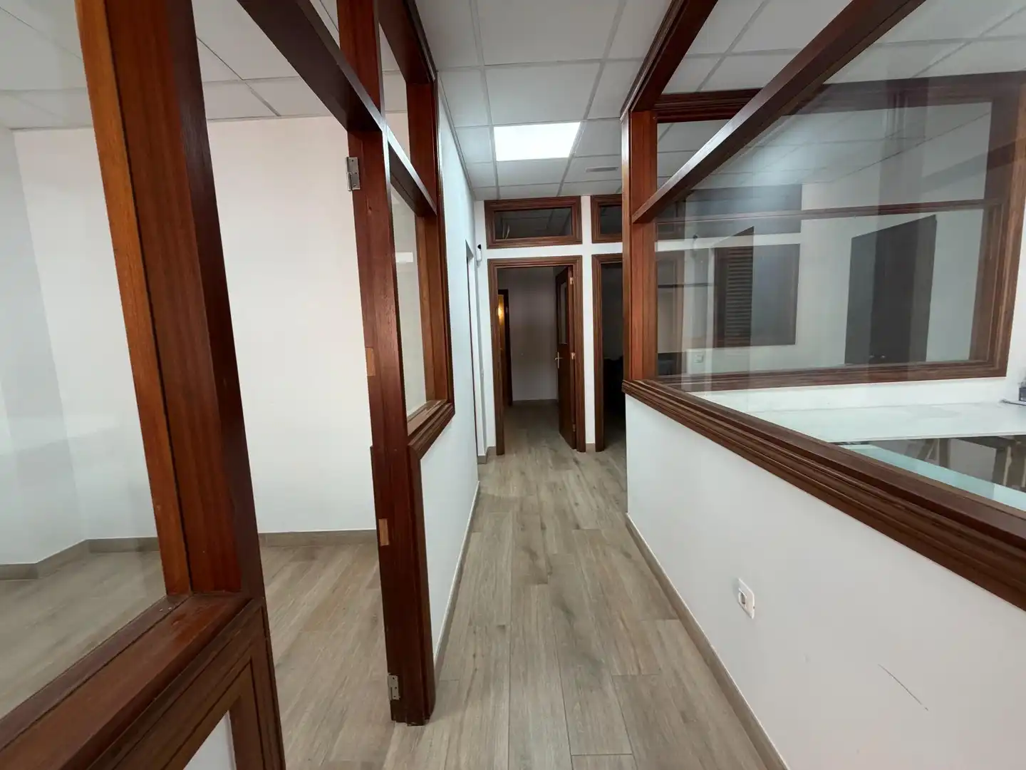 Oficina de lloguer en Telde