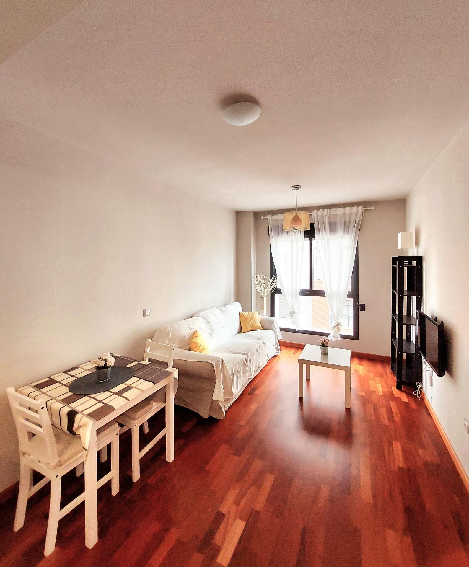 Sala d'estar de Apartament de lloguer en  Murcia Capital amb Aire condicionat, Calefacció i Traster