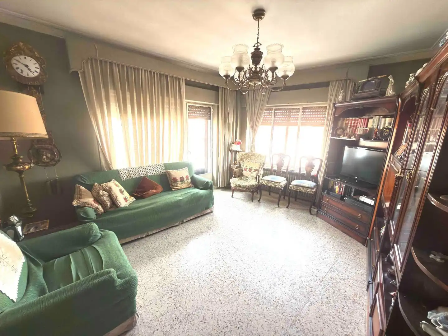 Sala d'estar de Pis en venda en Salamanca Capital amb Calefacció i Terrassa