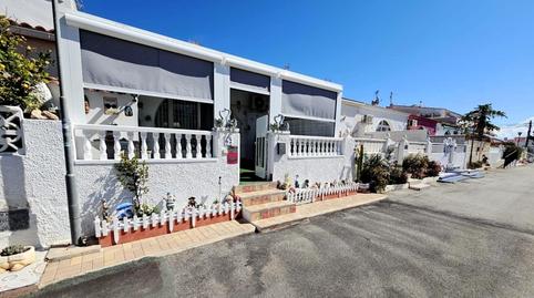 Foto 3 de Casa adosada en venda a Calle Lejona, 62, Zona Carrefour - Urbanizaciones, Alicante