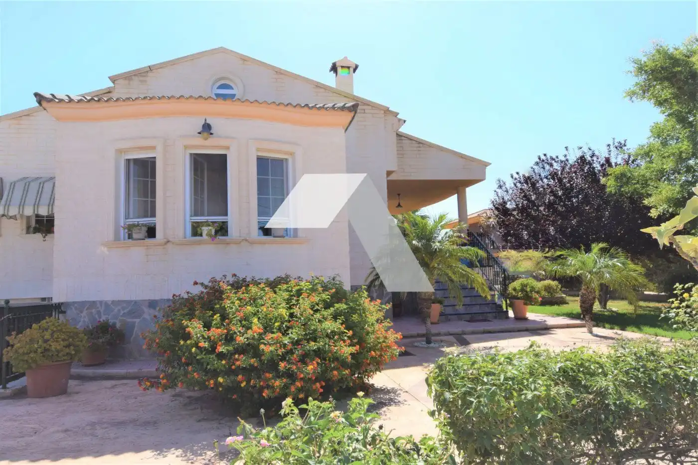Houses for sale in Villamontes - Boqueres