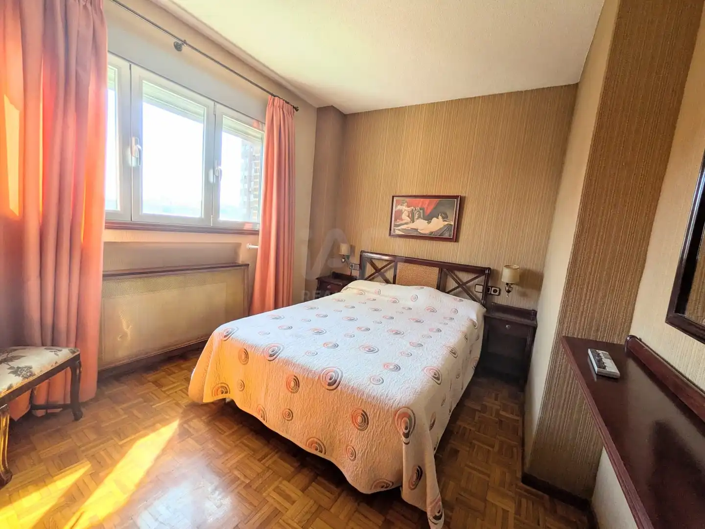 Bedroom of Flat for sale in Madrid  with Air Conditioner, Heating and Terrace